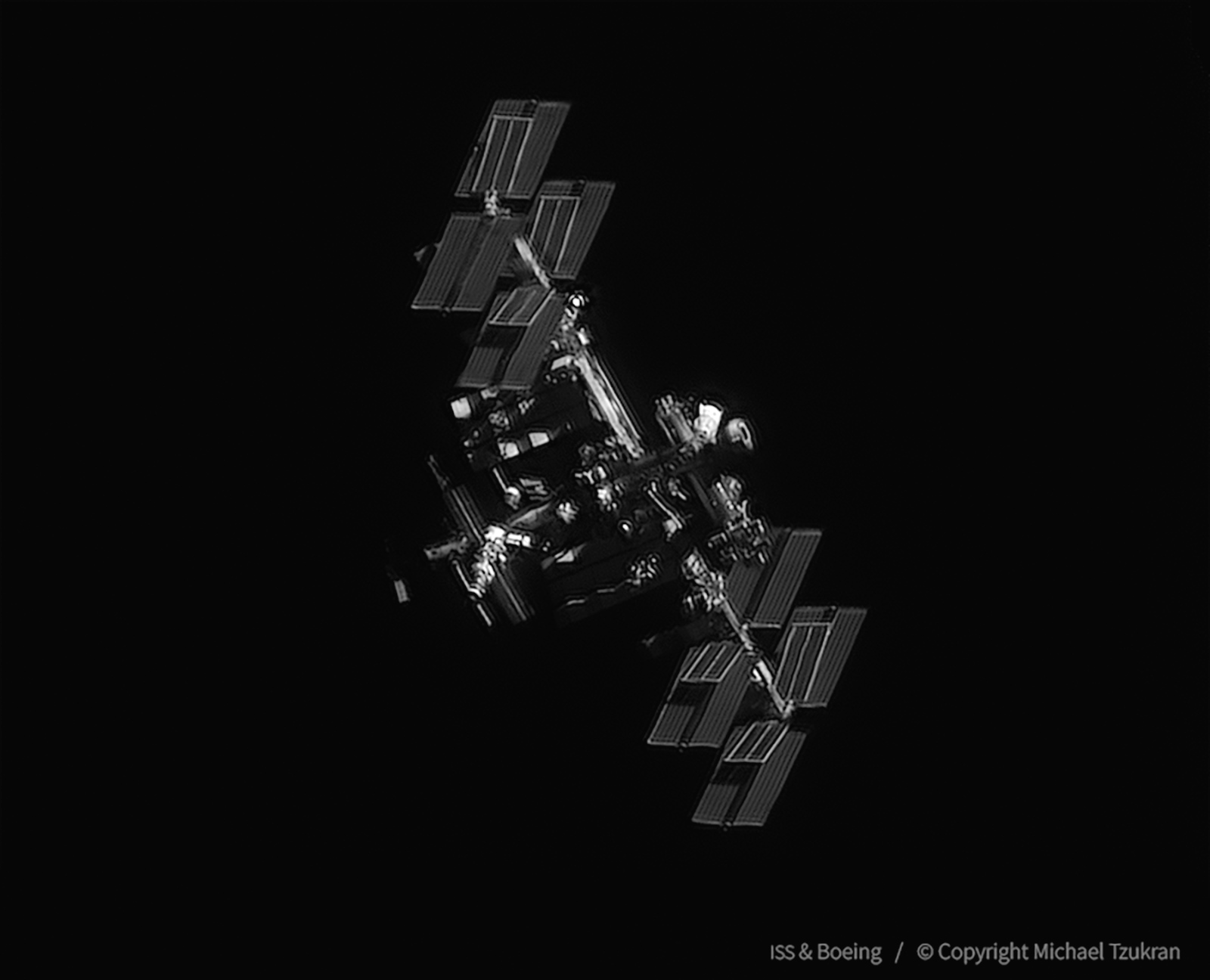 ISS & Boeing · עגינה בחלל